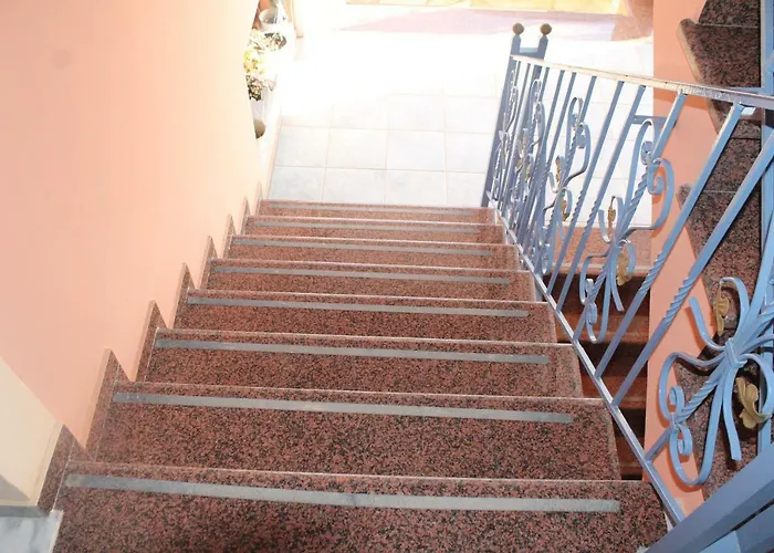 Victoria's * Dilináta